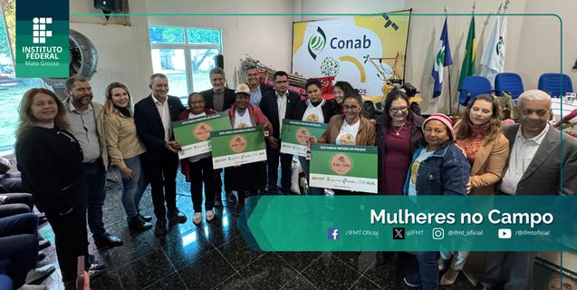 Agricultoras do projeto Maria Terra recebem maquinário para reforço na produção familiar